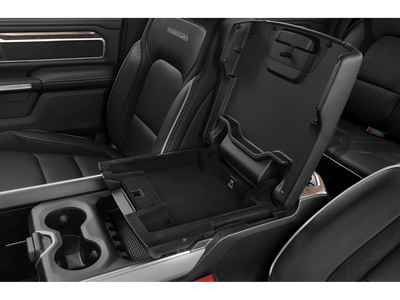 2019 RAM 1500 Laramie Crew Cab 4x2 5'7' Box