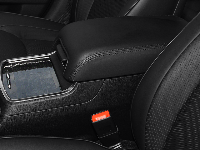 2013 Chrysler 300 Motown