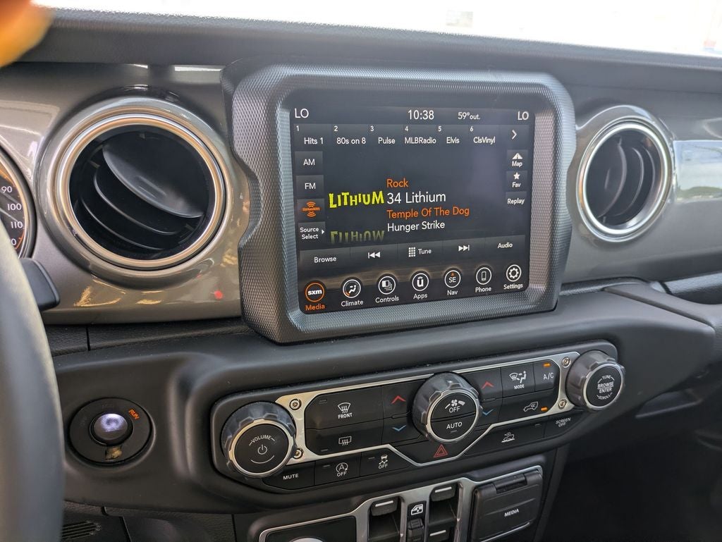 2023 Jeep Wrangler 4-Door Sahara