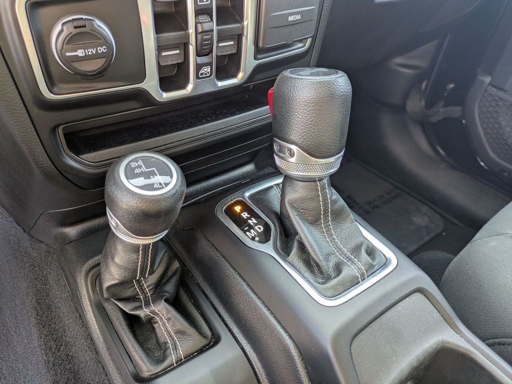 2023 Jeep Wrangler 4-Door Sahara
