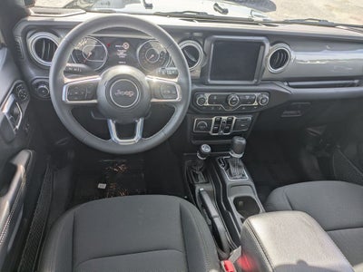 2023 Jeep Wrangler 4-Door Sahara