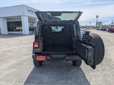 2023 Jeep Wrangler 4-Door Sahara