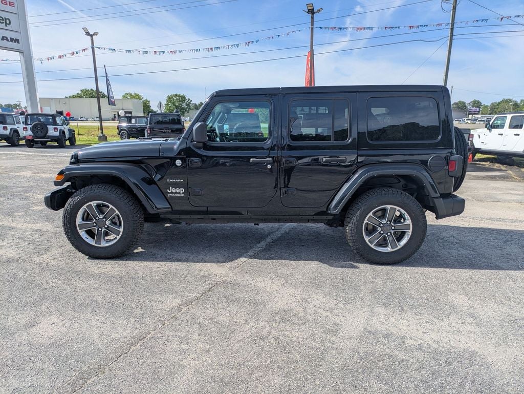 2023 Jeep Wrangler 4-Door Sahara