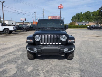 2023 Jeep Wrangler 4-Door Sahara