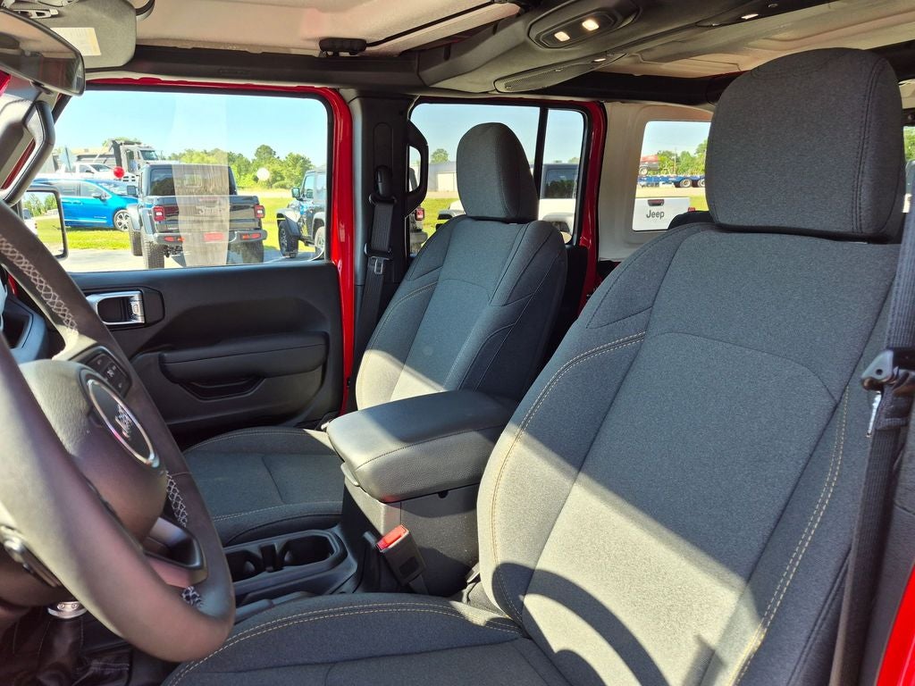 2025 Jeep Wrangler 4-Door Summit 4x4
