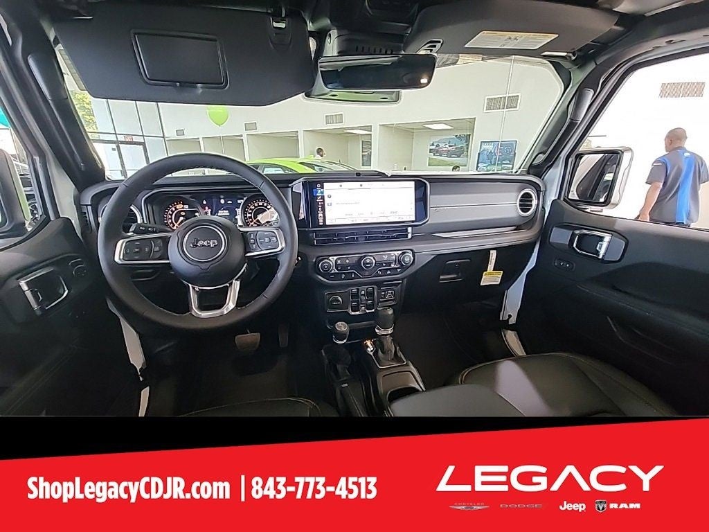 2025 Jeep Wrangler WRANGLER 4-DOOR SAHARA