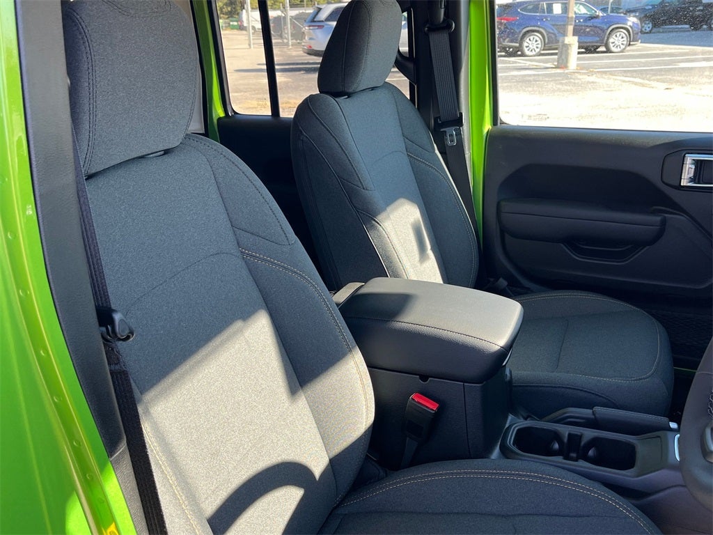 2026 Jeep Wrangler 4-Door Sport RHD 4x4