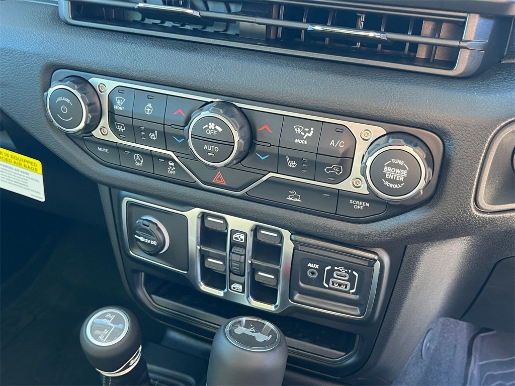 2026 Jeep Wrangler 4-Door Sport RHD 4x4