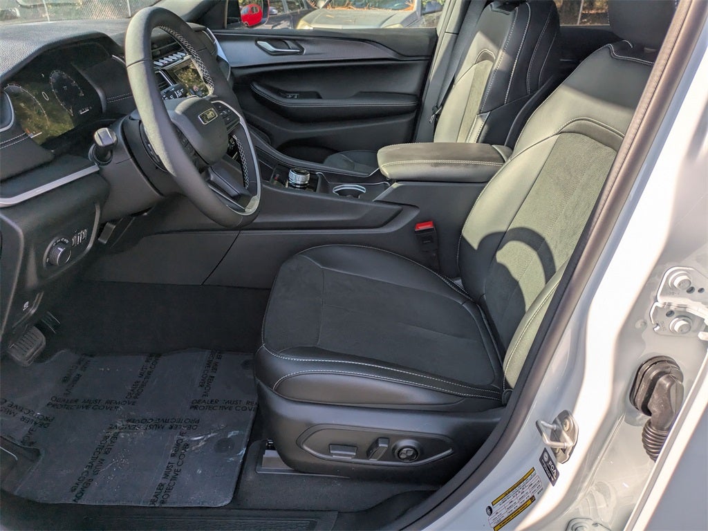 2025 Jeep Grand Cherokee GRAND CHEROKEE ALTITUDE X 4X2