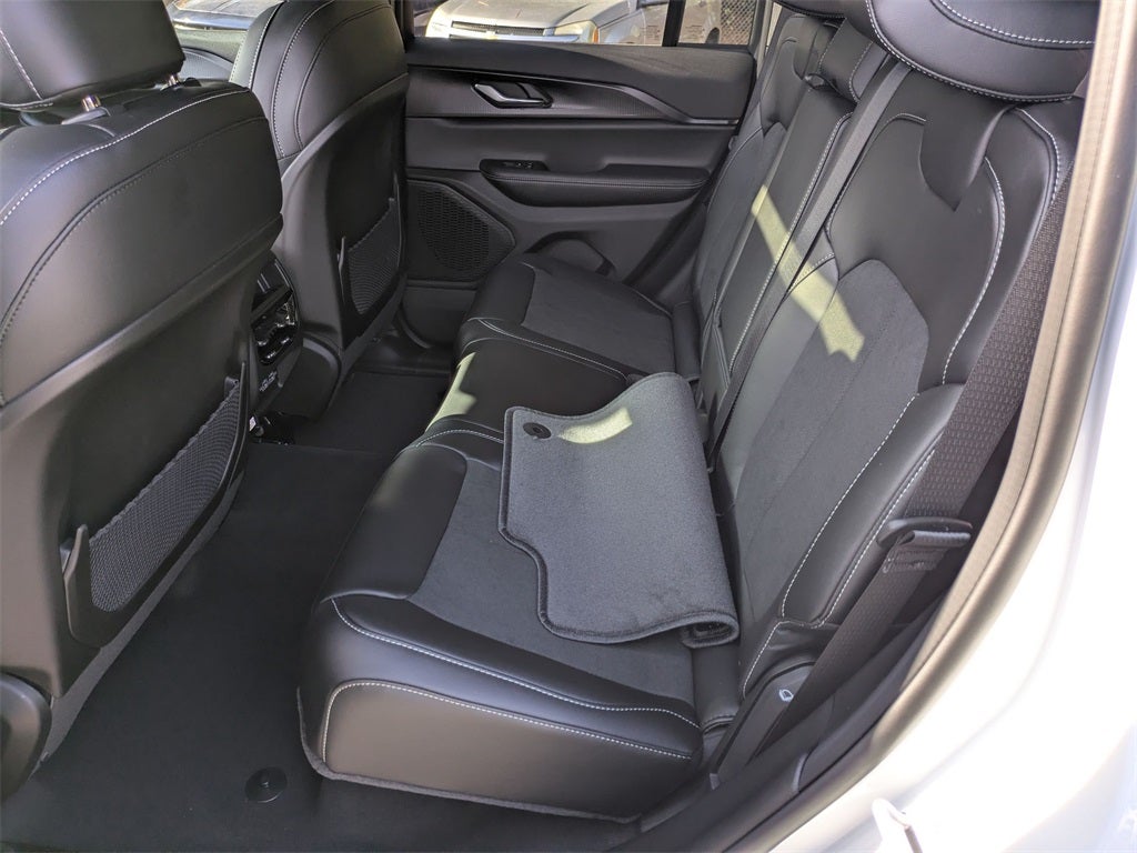 2025 Jeep Grand Cherokee GRAND CHEROKEE ALTITUDE X 4X2