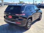 2027 Jeep Grand Cherokee GRAND CHEROKEE LAREDO 4X2