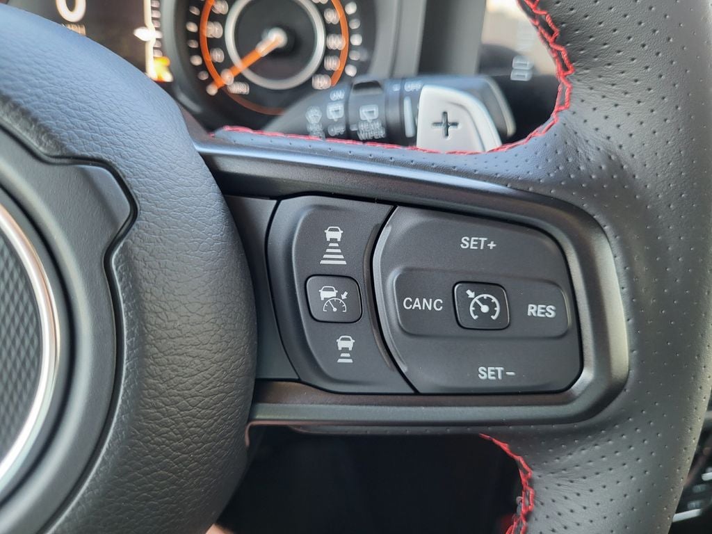 2026 Jeep Grand Cherokee GRAND CHEROKEE LAREDO 4X2
