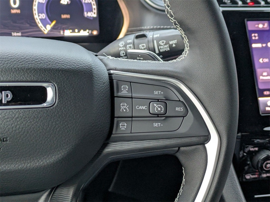 2025 Jeep Grand Cherokee GRAND CHEROKEE LAREDO 4X2