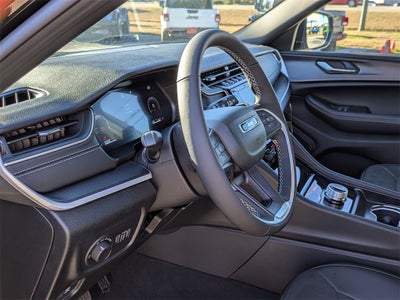 2025 Jeep Grand Cherokee GRAND CHEROKEE ALTITUDE X 4X2