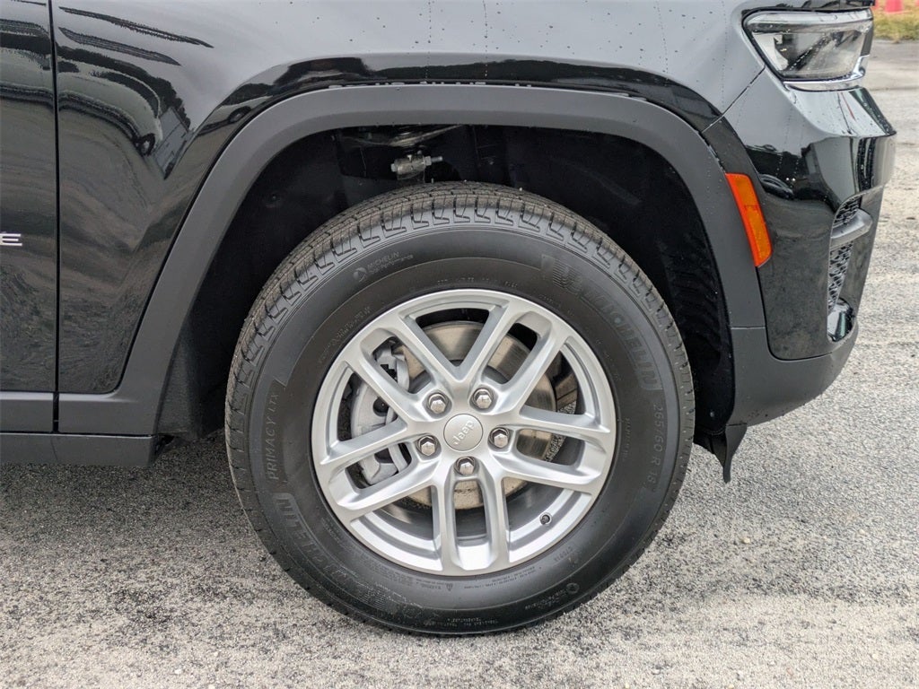 2025 Jeep Grand Cherokee GRAND CHEROKEE LAREDO X 4X2
