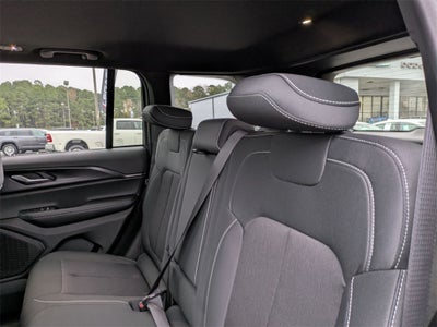 2025 Jeep Grand Cherokee GRAND CHEROKEE LAREDO X 4X2