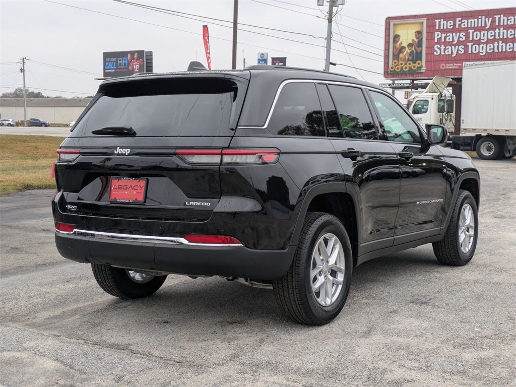 2025 Jeep Grand Cherokee GRAND CHEROKEE LAREDO X 4X2
