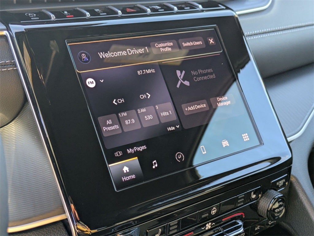 2025 Jeep Grand Cherokee GRAND CHEROKEE LAREDO X 4X2