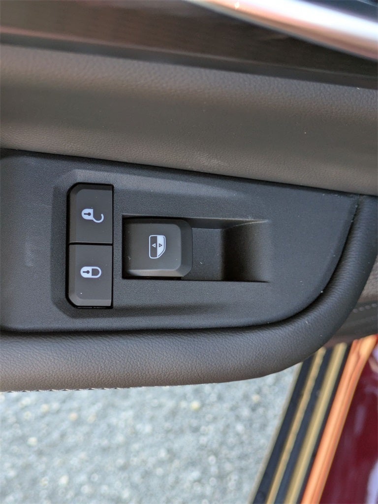 2025 Jeep Grand Cherokee GRAND CHEROKEE LAREDO X 4X2