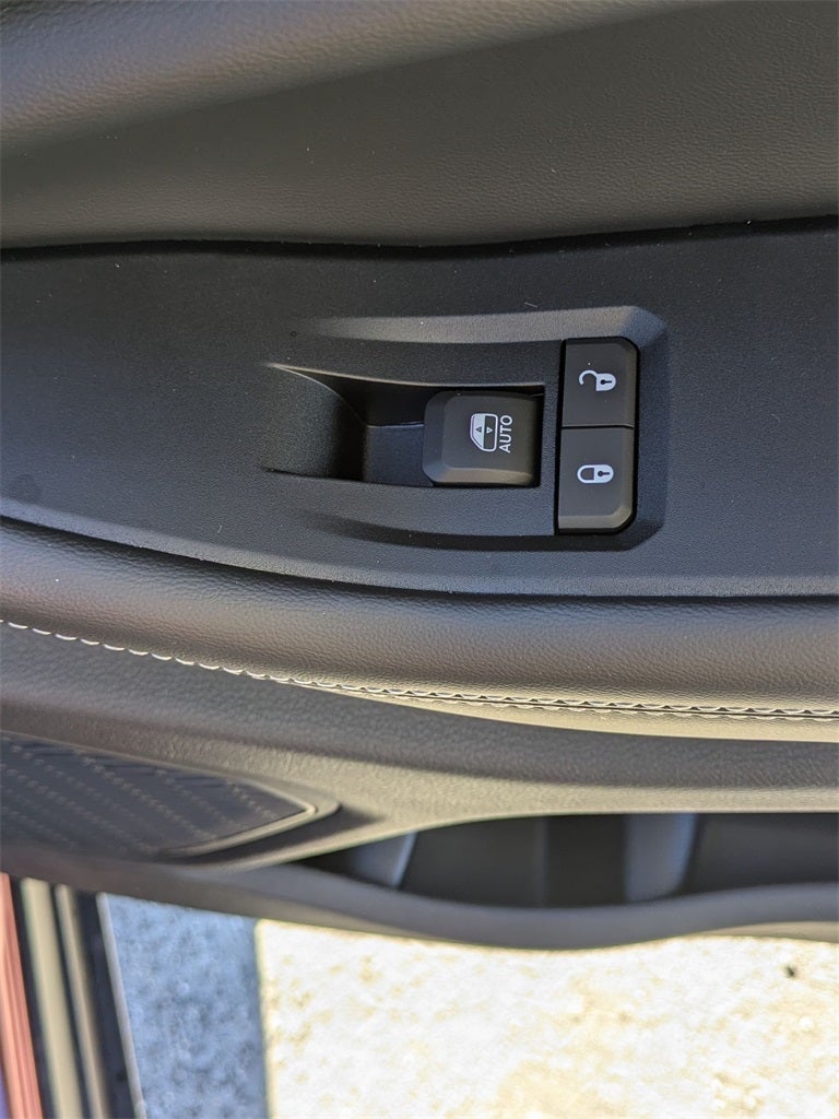 2025 Jeep Grand Cherokee GRAND CHEROKEE LAREDO X 4X2