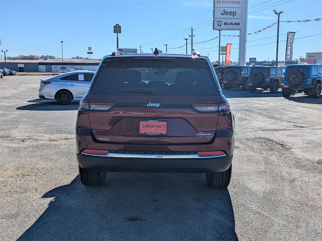 2025 Jeep Grand Cherokee GRAND CHEROKEE LAREDO X 4X2