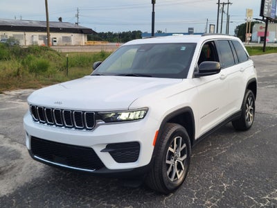 2027 Jeep Grand Cherokee GRAND CHEROKEE LAREDO 4X2