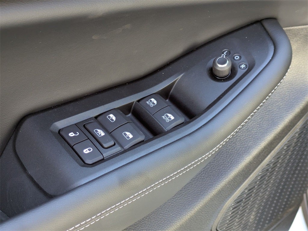 2025 Jeep Grand Cherokee GRAND CHEROKEE LAREDO 4X2