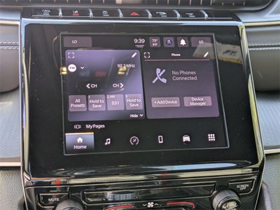 2025 Jeep Grand Cherokee GRAND CHEROKEE LAREDO 4X2