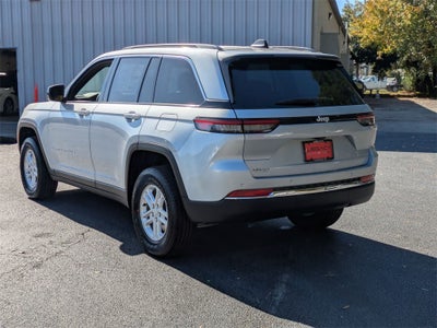 2025 Jeep Grand Cherokee GRAND CHEROKEE LAREDO 4X2