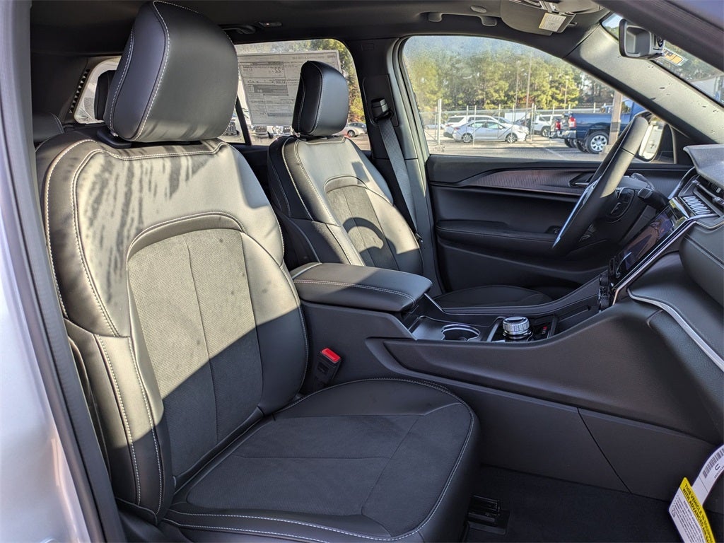 2025 Jeep Grand Cherokee GRAND CHEROKEE ALTITUDE X 4X2