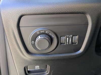 2026 Jeep Grand Cherokee GRAND CHEROKEE LAREDO ALTITUDE 4X2