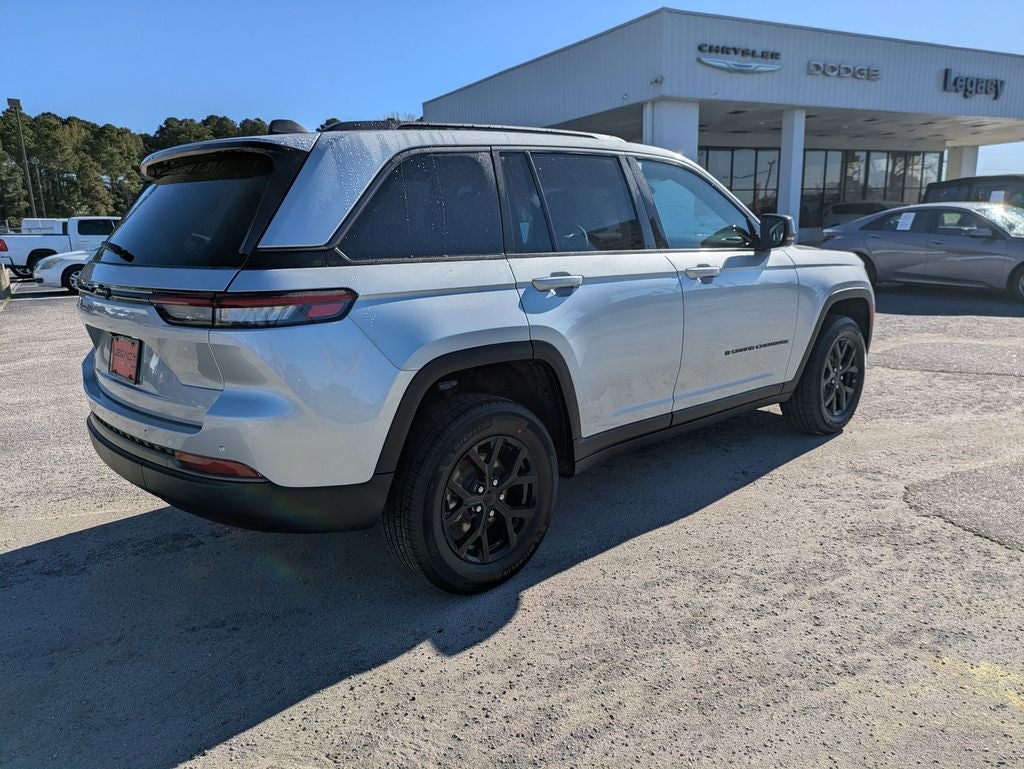 2026 Jeep Grand Cherokee GRAND CHEROKEE LAREDO ALTITUDE 4X2