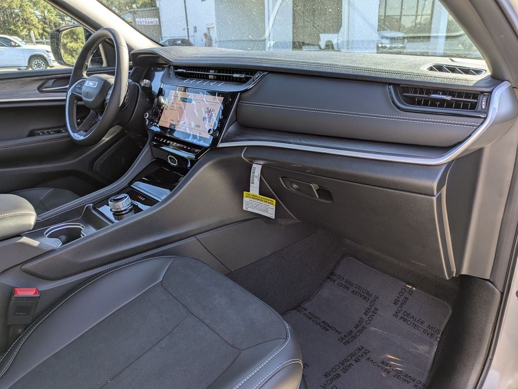 2026 Jeep Grand Cherokee GRAND CHEROKEE LAREDO ALTITUDE 4X2