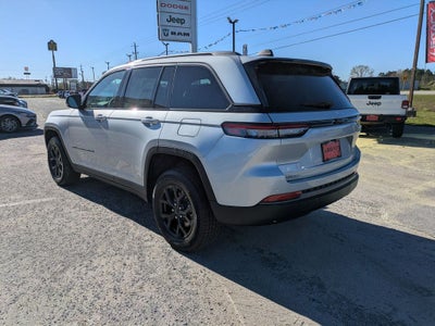 2026 Jeep Grand Cherokee GRAND CHEROKEE LAREDO ALTITUDE 4X2