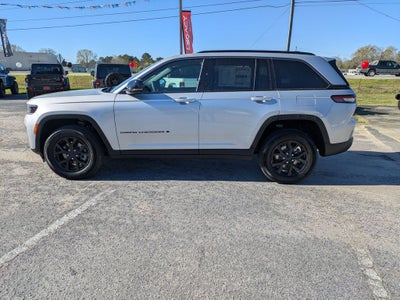 2026 Jeep Grand Cherokee GRAND CHEROKEE LAREDO ALTITUDE 4X2