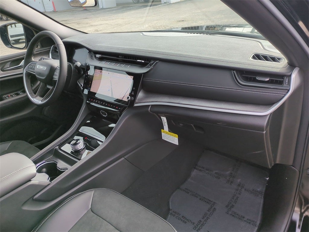 2026 Jeep Grand Cherokee GRAND CHEROKEE LAREDO ALTITUDE 4X2