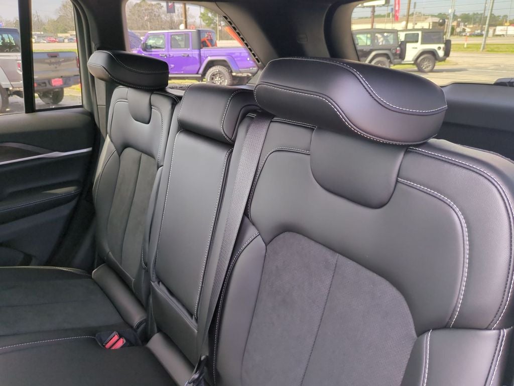 2026 Jeep Grand Cherokee GRAND CHEROKEE LAREDO ALTITUDE 4X2