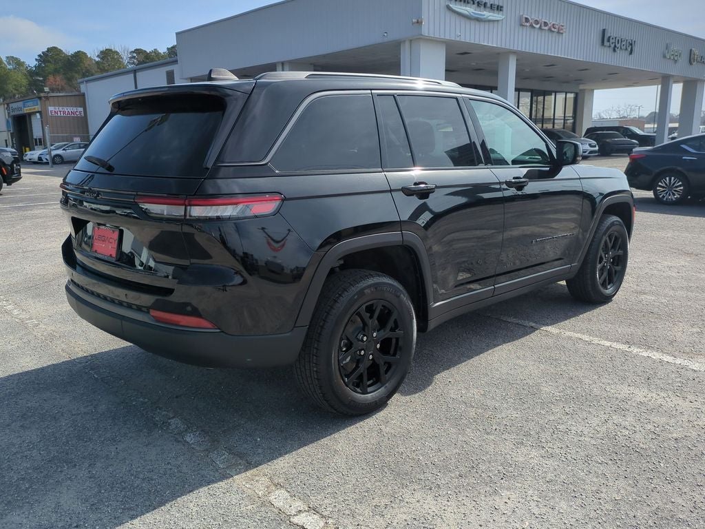 2026 Jeep Grand Cherokee GRAND CHEROKEE LAREDO ALTITUDE 4X2