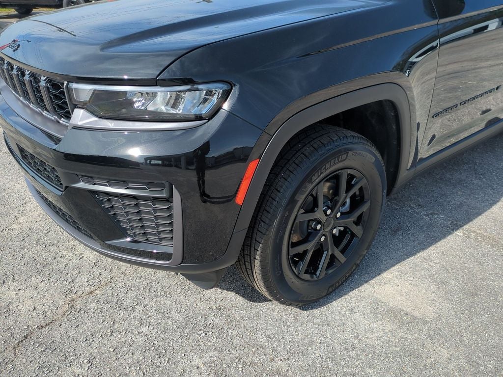 2026 Jeep Grand Cherokee GRAND CHEROKEE LAREDO ALTITUDE 4X2