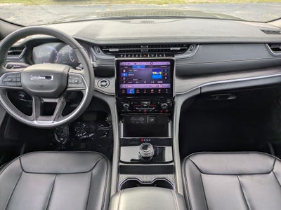 2025 Jeep Grand Cherokee Limited 4x2