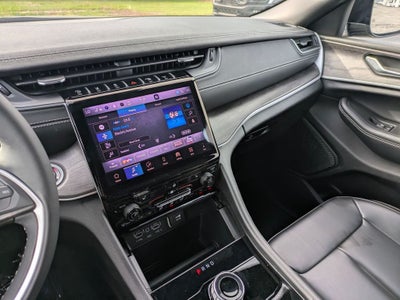 2025 Jeep Grand Cherokee Limited 4x2