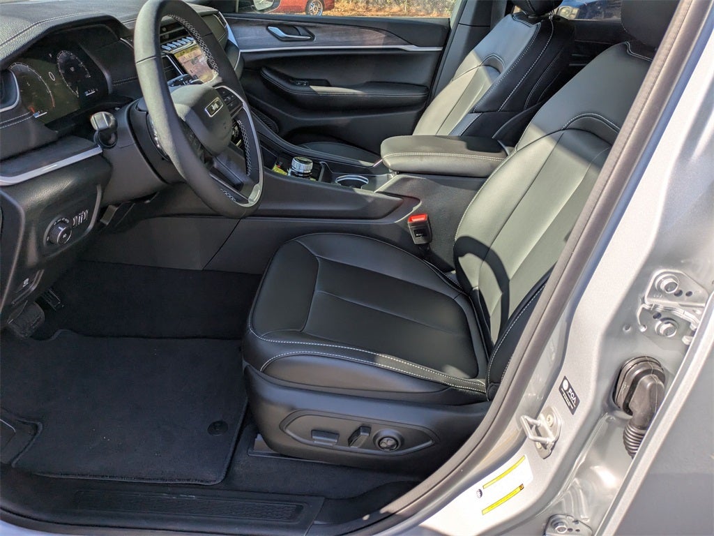 2025 Jeep Grand Cherokee GRAND CHEROKEE LIMITED 4X2