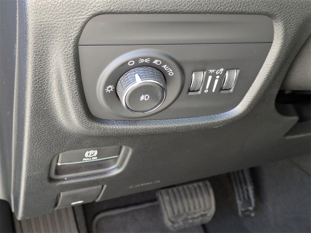 2025 Jeep Grand Cherokee GRAND CHEROKEE LIMITED 4X2