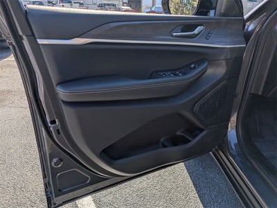 2025 Jeep Grand Cherokee GRAND CHEROKEE LIMITED 4X2