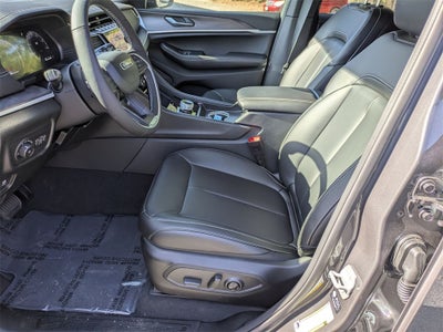 2025 Jeep Grand Cherokee GRAND CHEROKEE LIMITED 4X2