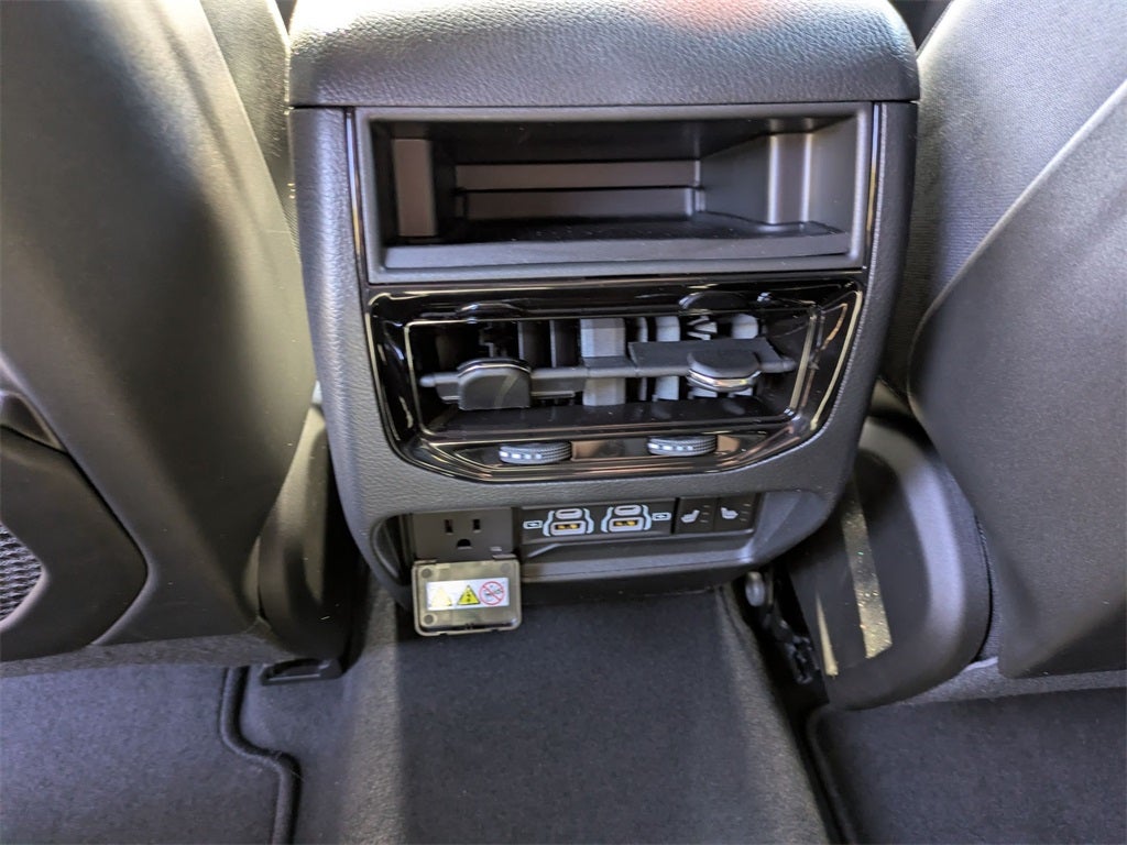 2025 Jeep Grand Cherokee GRAND CHEROKEE LIMITED 4X2