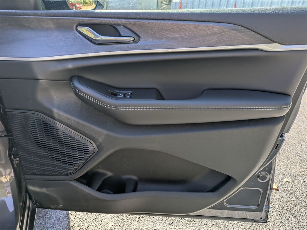 2025 Jeep Grand Cherokee GRAND CHEROKEE LIMITED 4X2