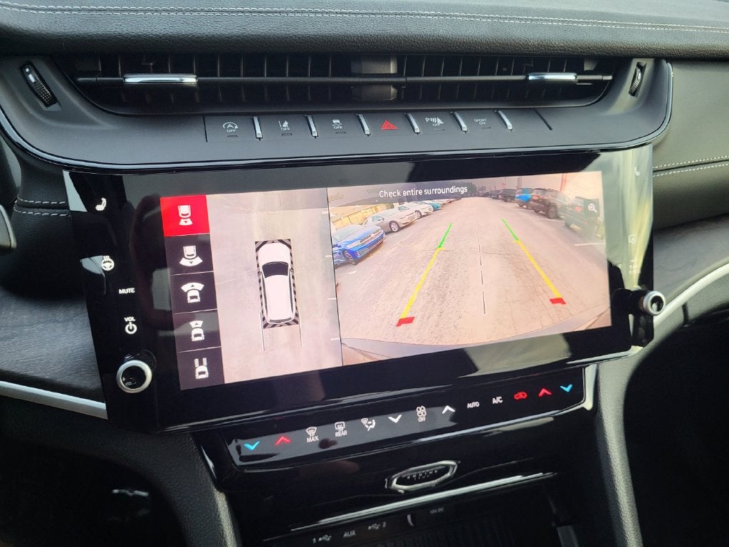 2027 Jeep Grand Cherokee GRAND CHEROKEE LIMITED 4X2