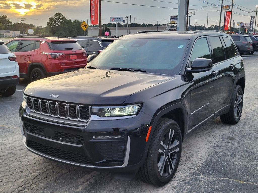 2027 Jeep Grand Cherokee GRAND CHEROKEE LIMITED 4X2