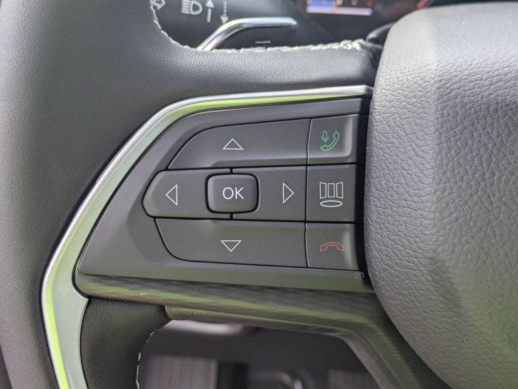 2026 Jeep Grand Cherokee GRAND CHEROKEE LAREDO 4X4